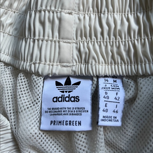 cream coloured adidas pants :D - Picture 3 of 3